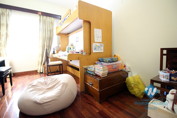 A nice apartment for rent in G building of Ciputra International Ha Noi City